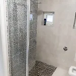 Modern 2br Gem In Center Appartement *