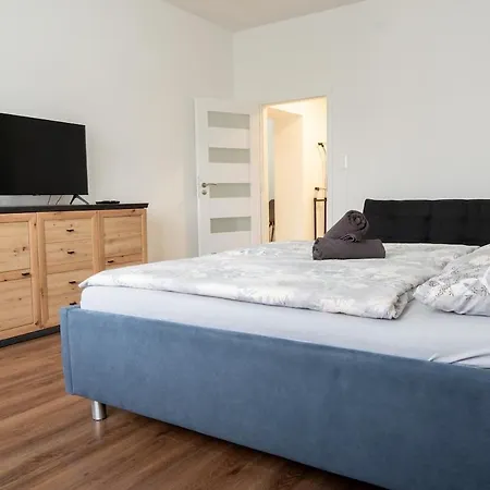 Lejlighed Modern 2br Gem In Center *