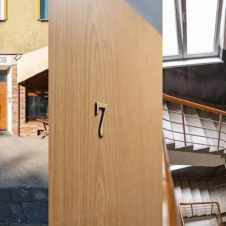 Modern 2br Gem In Center * Bratysława
